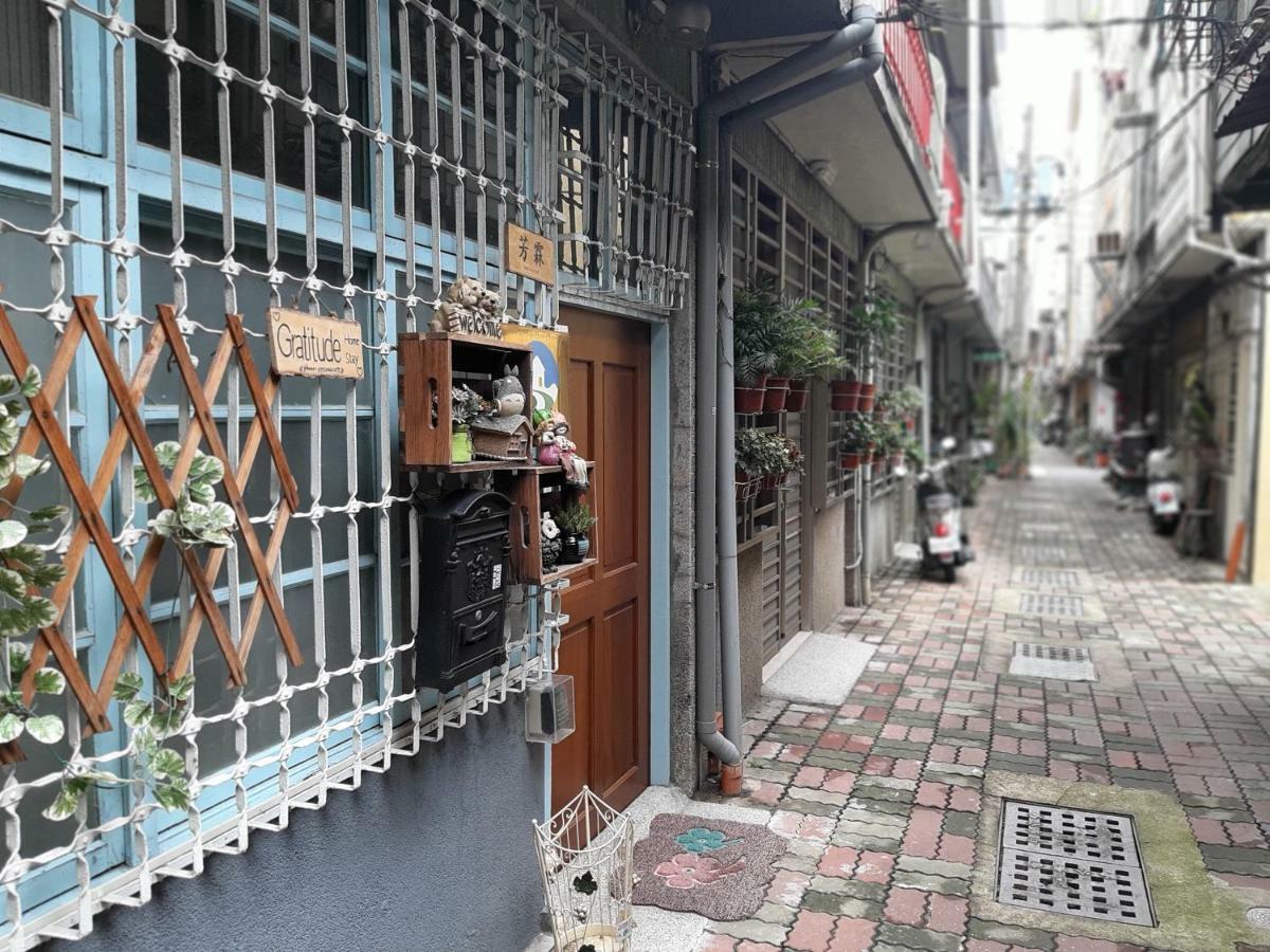 Gratitude Apartment Tainan Luaran gambar